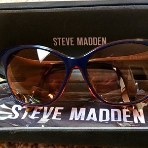 Steve Madden women's sunglasses